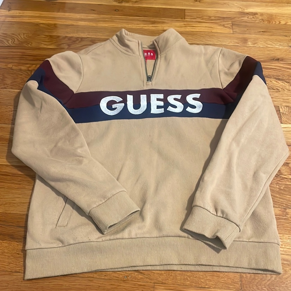 Guess men top